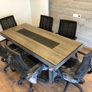 Ulaş Toplantı Masası